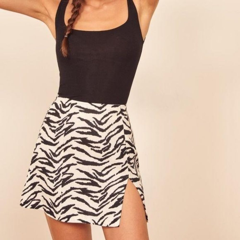 REFORMATION Cady Skirt Zebra Jayne Linen Slit Mini